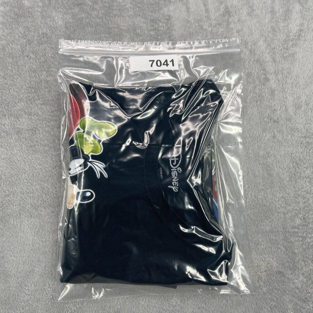 Disney Shirt Men's XL Black Short Sleeve Goofy Mickey Mouse Pluto Donald 2022 - Picture 8 of 8